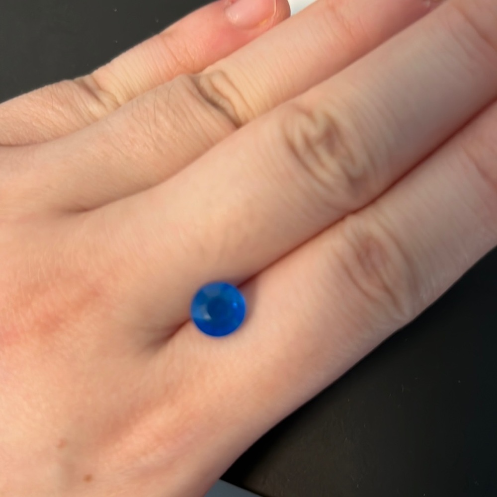 Natural Neon Blue Apatite round 2.10ct